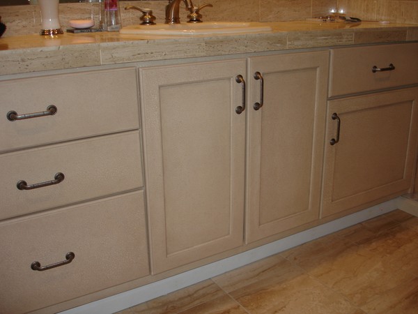 cabinetry/24968_649329.JPG
