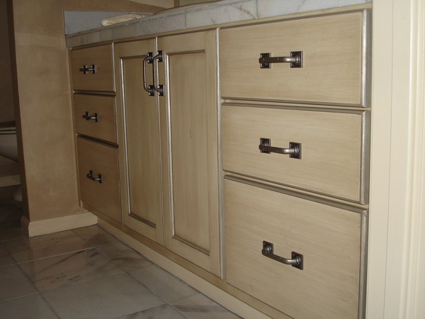 cabinetry/24968_649330.JPG