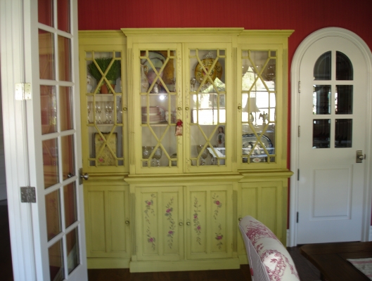 cabinetry/DSC04085.JPG
