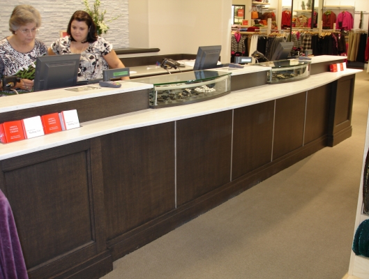 cabinetry/DSC04106.JPG